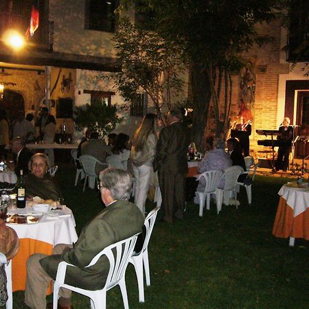 Gran Posada La Mesnada Olmedo Bagian luar foto