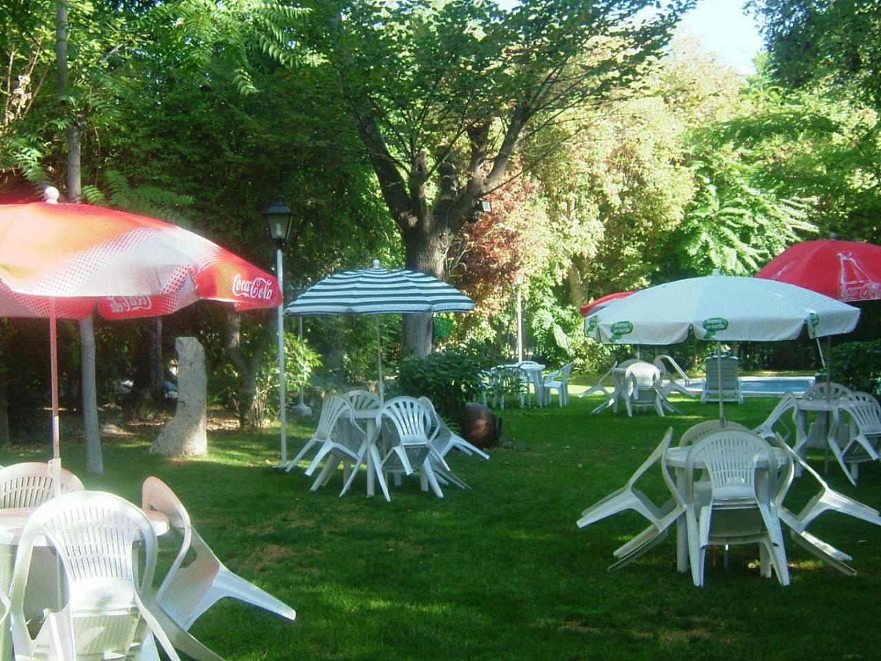 Gran Posada La Mesnada Olmedo Bagian luar foto
